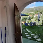 Hacienda Merona With Swimming Pool شقة تريبينيي