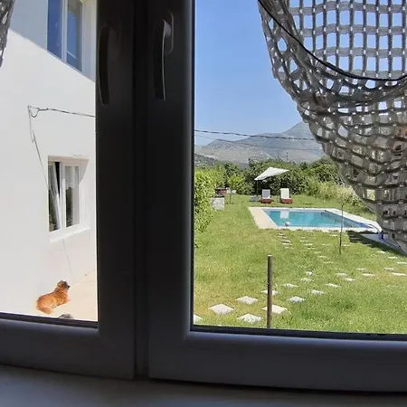 Merona With Swimming Pool